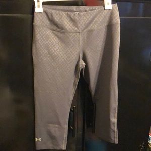 UA Capri pants